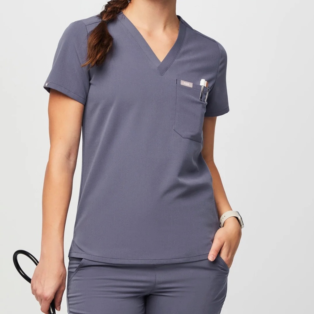 Figs Space Navy Catarina One-Pocket Scrub Top (Small)